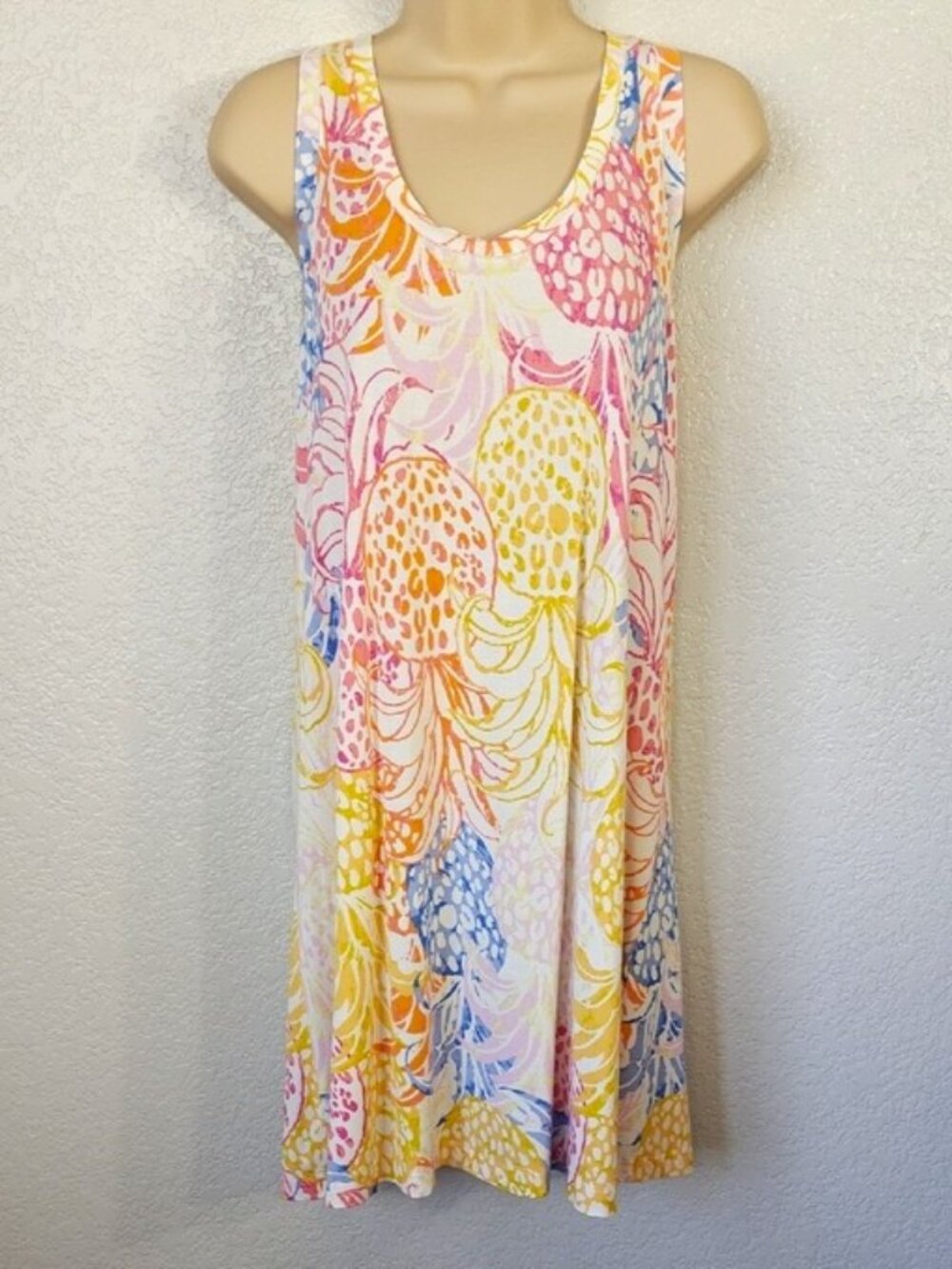 Soma Size S Cool Nights Tank Sleepshirt Bright Pineapple Print